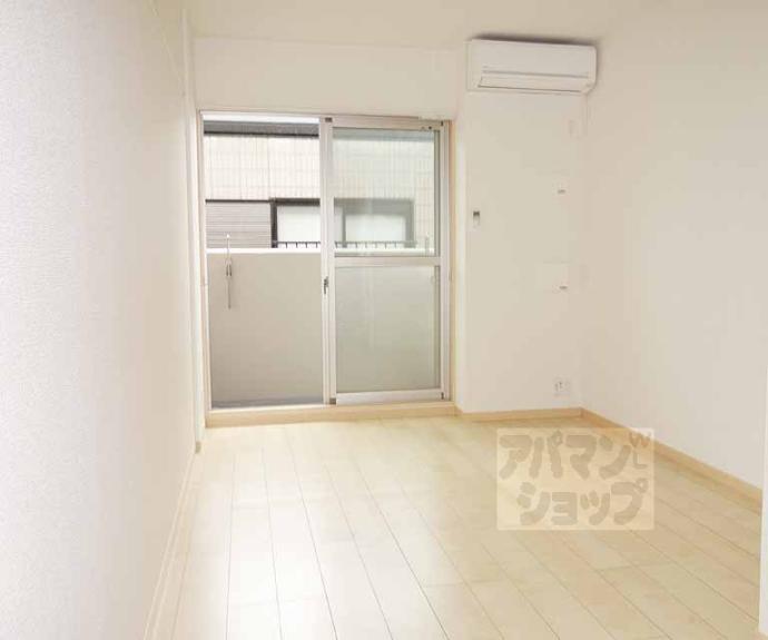 【エテルナ　オクト】間取