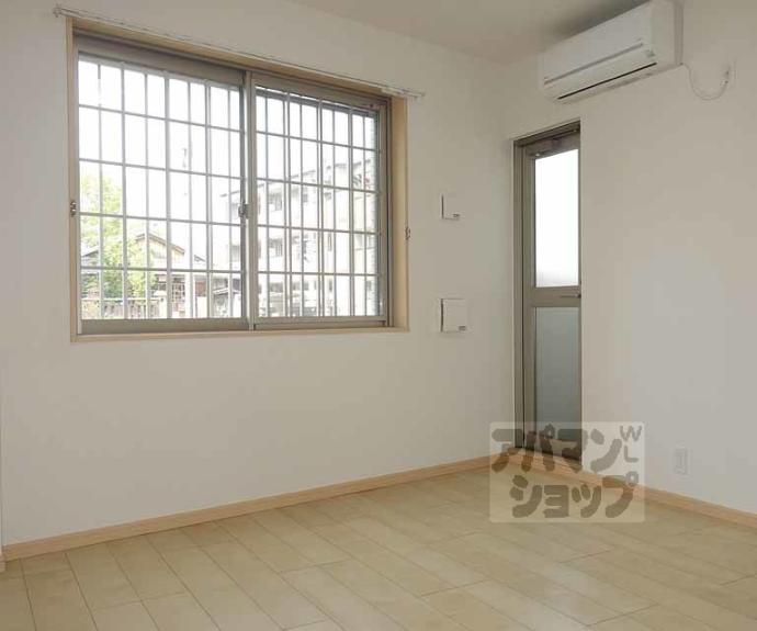 【エテルナ　オクト】間取