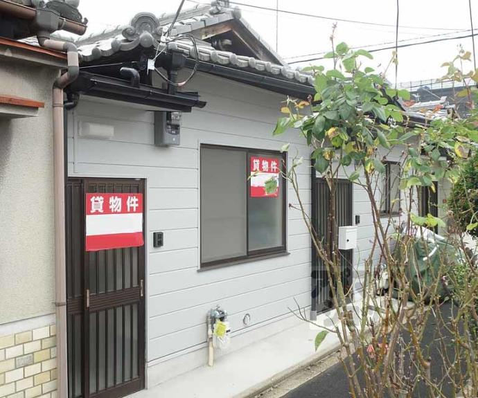 【唐橋芦辺町テラスハウス】