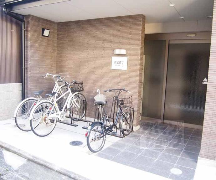 【ＷＥＳＴ９五条烏丸】間取