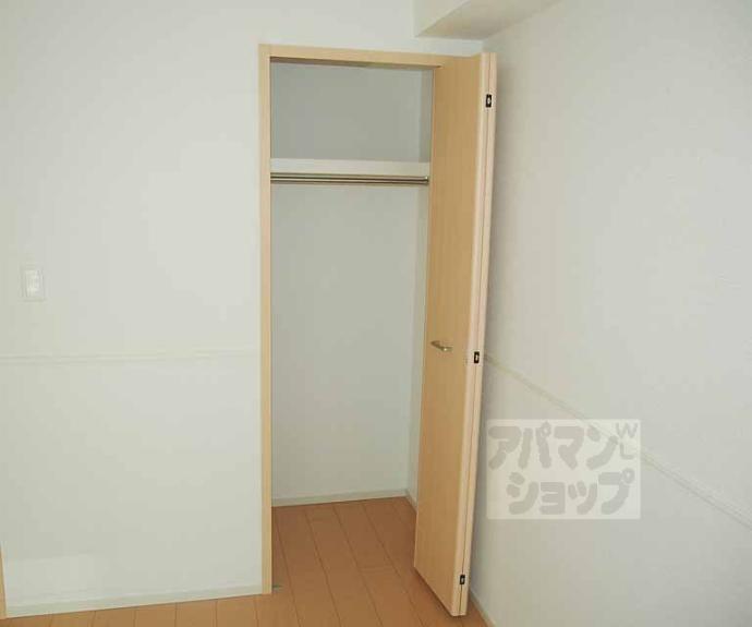 【カーサ築山】間取