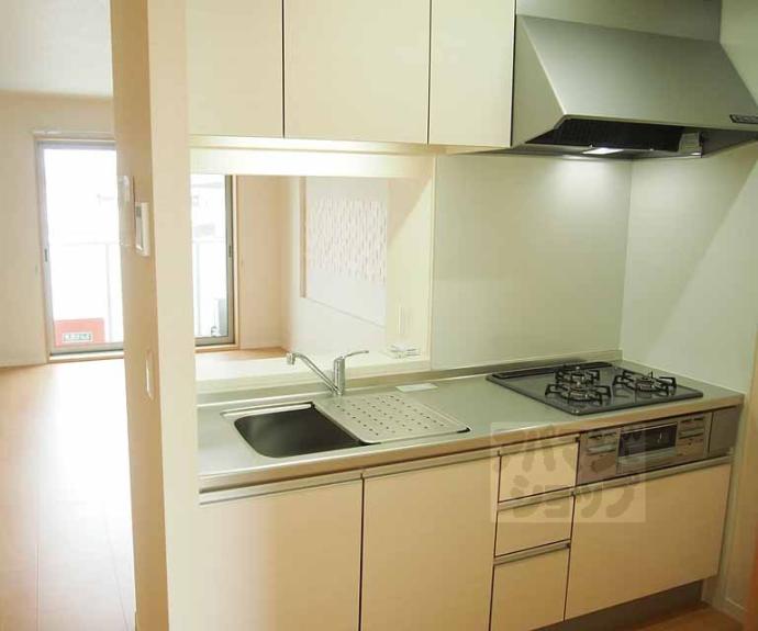 【シャルマン這登】間取