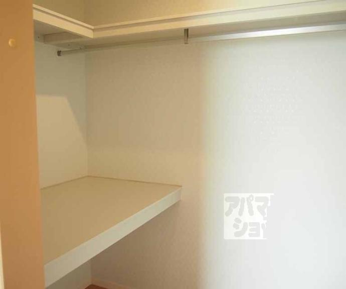 【シャルマン這登】間取