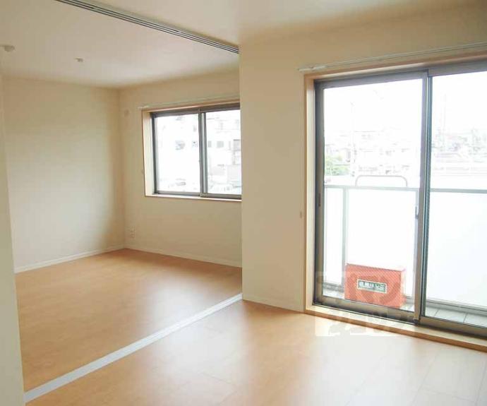 【シャルマン這登】間取