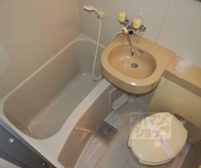 【本町スチューデントハイツ】間取