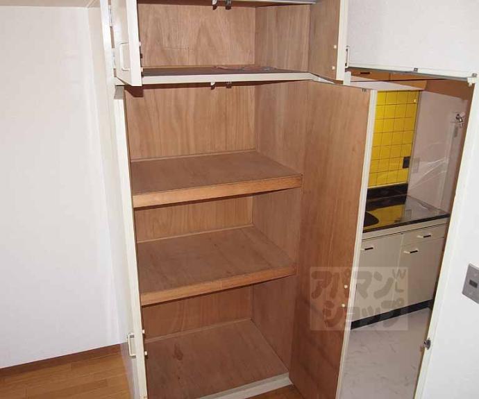 【本町スチューデントハイツ】間取