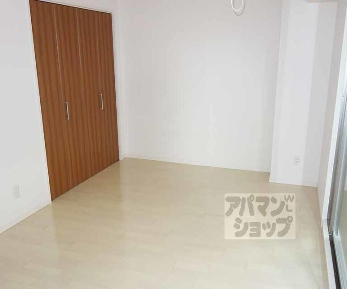 【ラポルテ古都音】間取