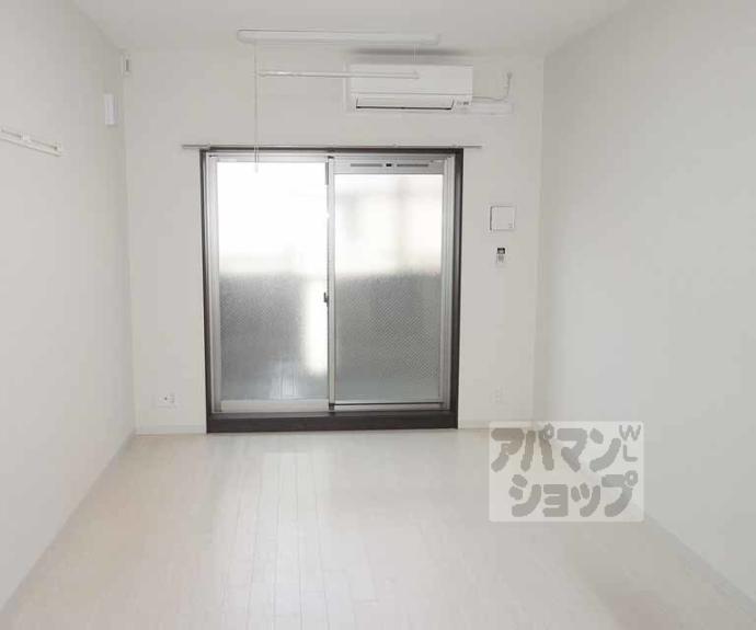 【サンモールコート十条】間取