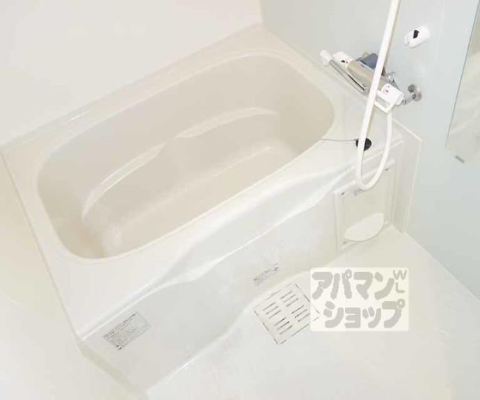 【サンモールコート十条】間取