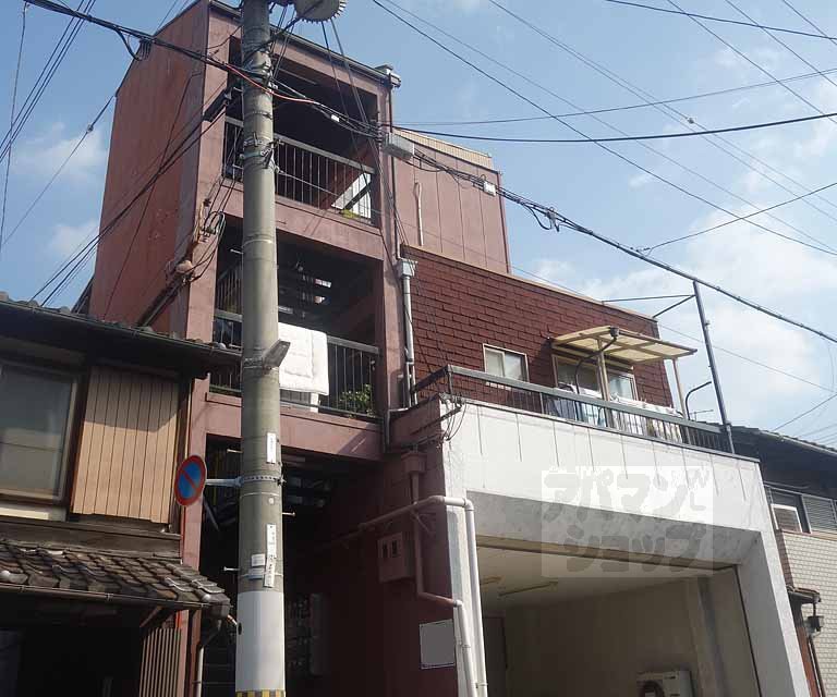 本町マンション