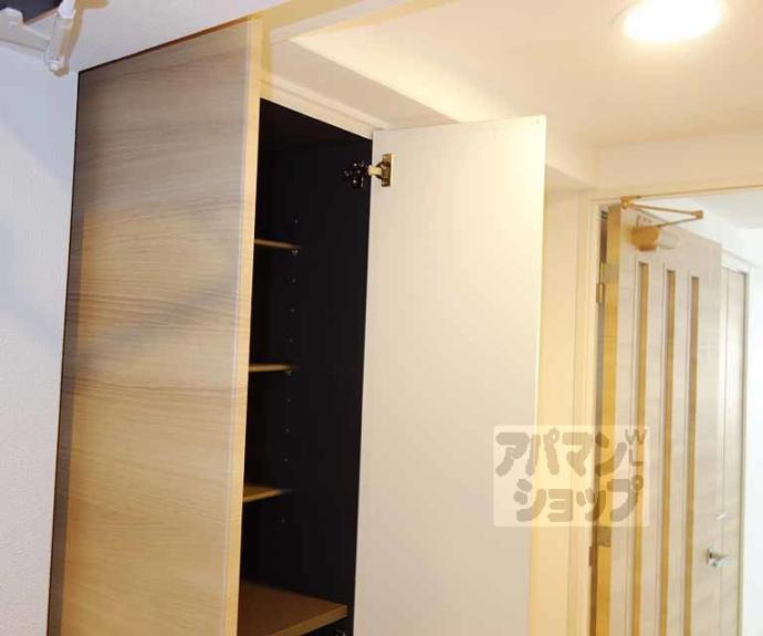 【ルーエ五条堀川】間取