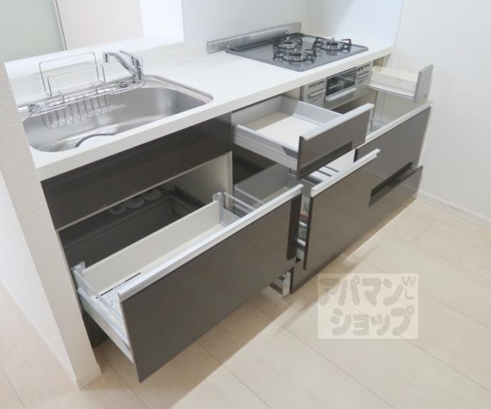 【シャーメゾン西大路】間取