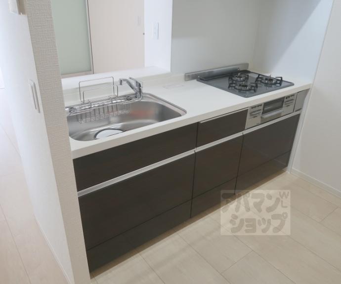 【シャーメゾン西大路】間取