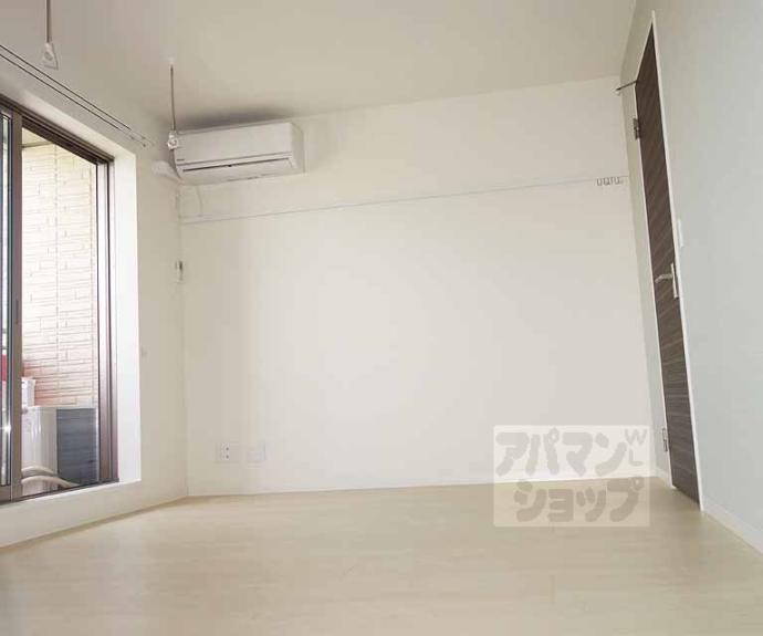 【シャーメゾン西大路】間取
