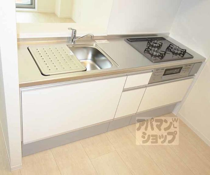 【シャーメゾンアミカル】間取