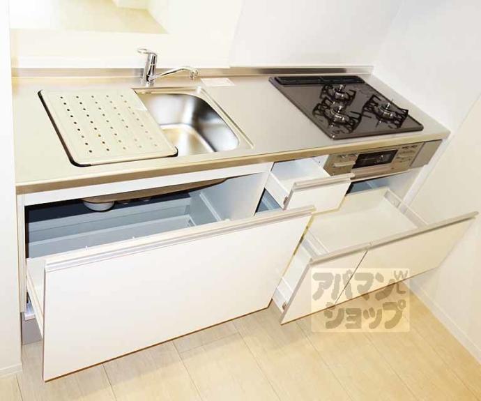 【シャーメゾンアミカル】間取