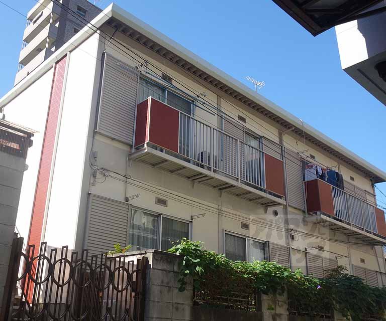西田ハイツ