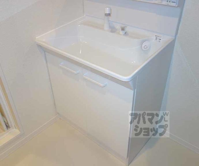 【Ｓｈａｎｇｒｉ－Ｌａ　八重】間取