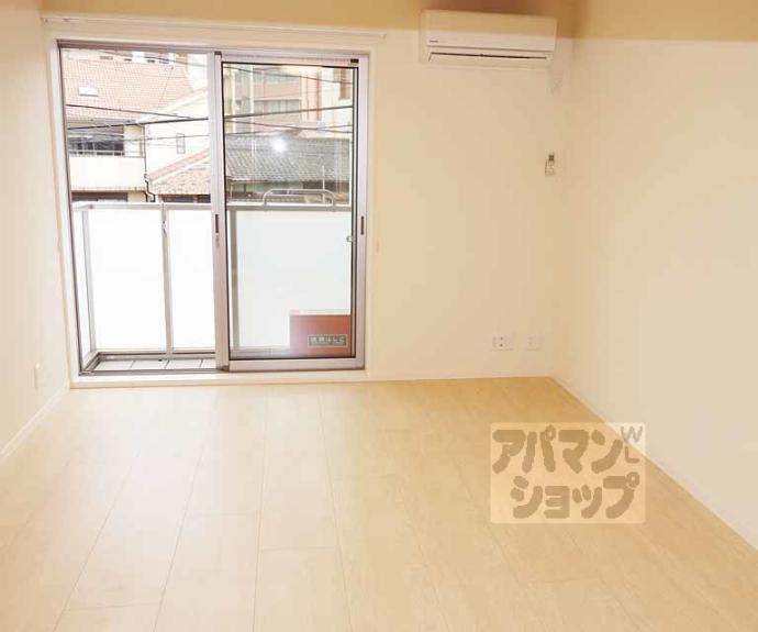 【Ｓｈａｎｇｒｉ－Ｌａ　八重】間取