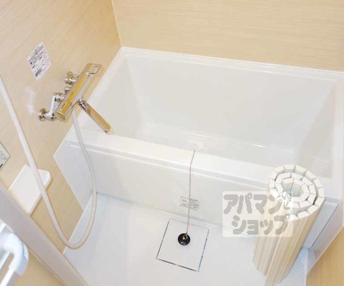 【アジュールメゾン十条】間取