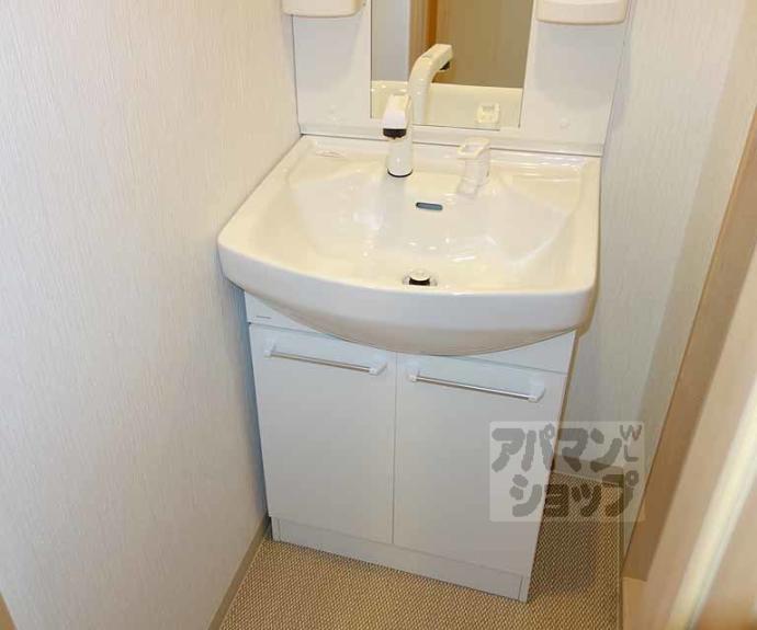 【アジュールメゾン十条】間取