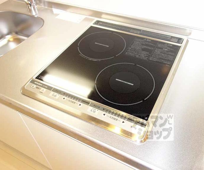 【アジュールメゾン十条】間取