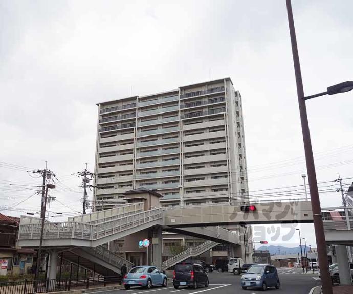【京都桂川つむぎの街　マークスクエア】