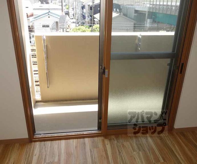 【グランレブリー桂川】間取