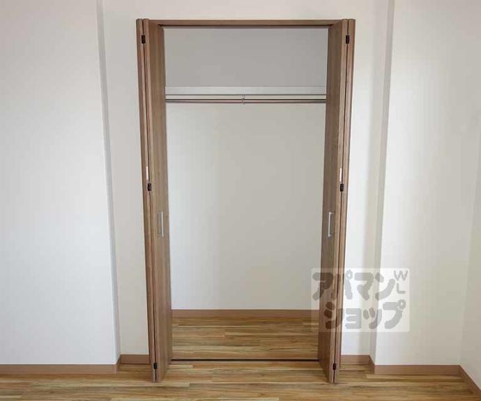 【グランレブリー桂川】間取