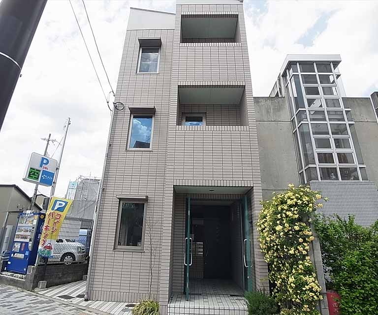 グレースコート