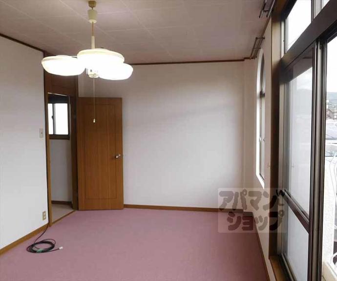 【衣笠高橋町２９－３貸家】間取