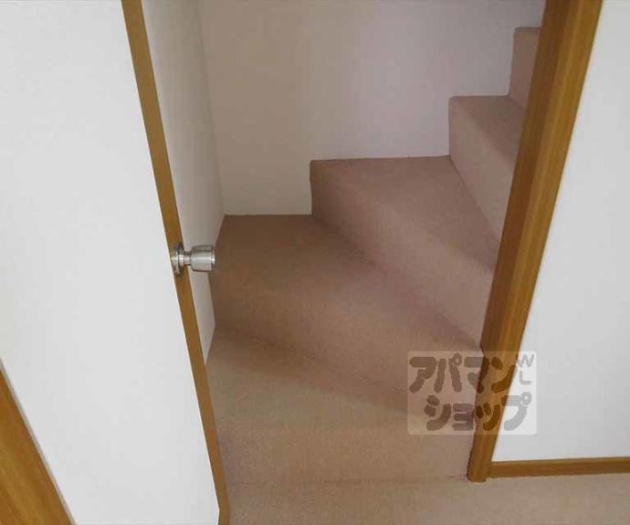 【衣笠高橋町２９－３貸家】間取