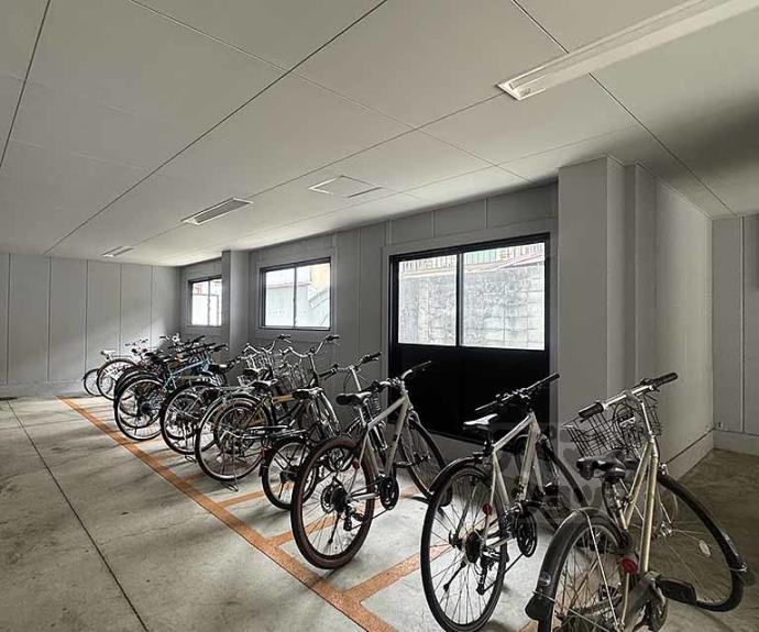 【カーサブリーゼ】間取