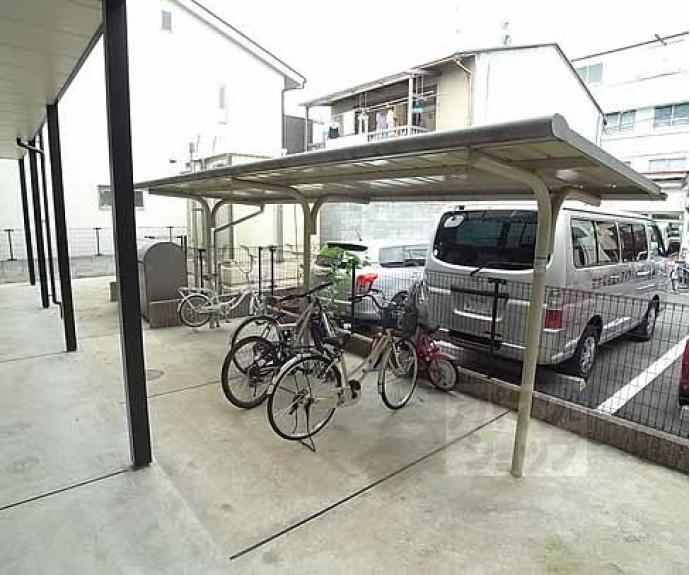 【レオパレス二条城北】間取