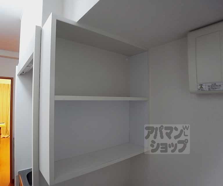 【レオパレス二条城北】間取