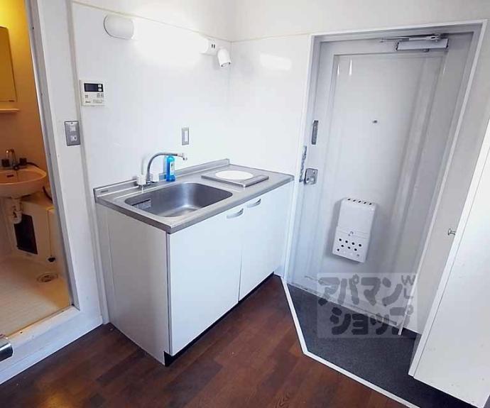 【アパルトマン御所西】間取