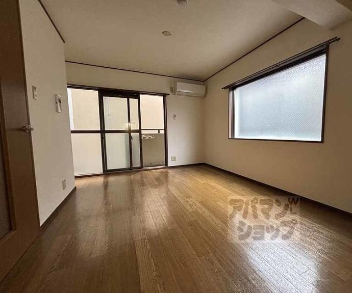 【トラスティ２１】間取