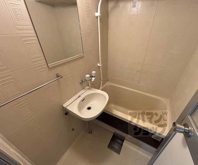 【トラスティ２１】間取