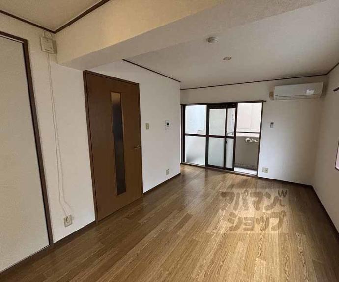 【トラスティ２１】間取