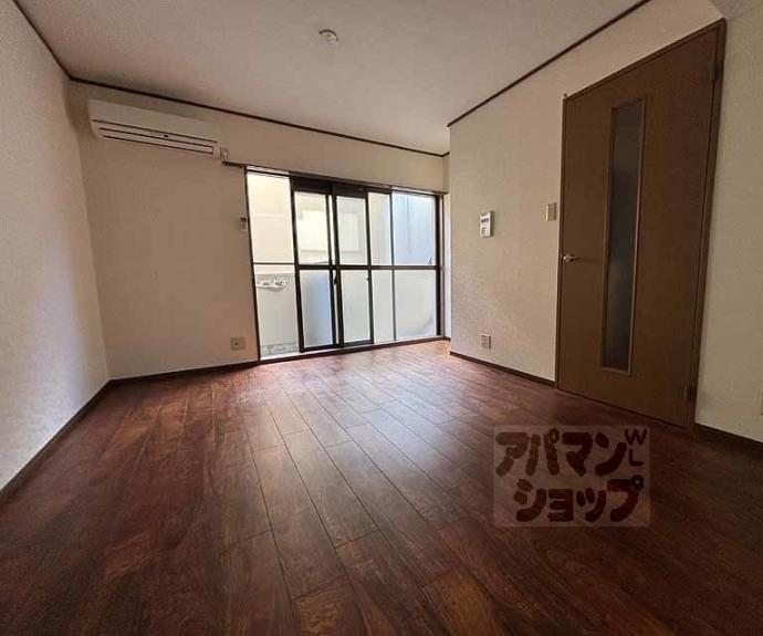 【トラスティ２１】間取