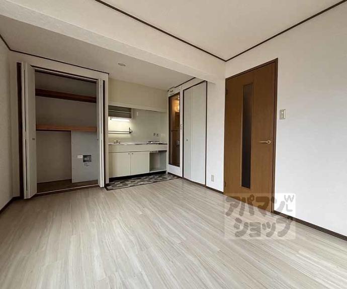 【トラスティ２１】間取