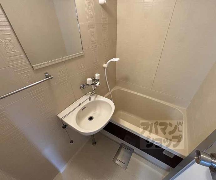 【トラスティ２１】間取