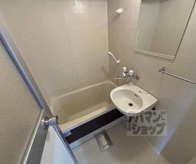 【トラスティ２１】間取