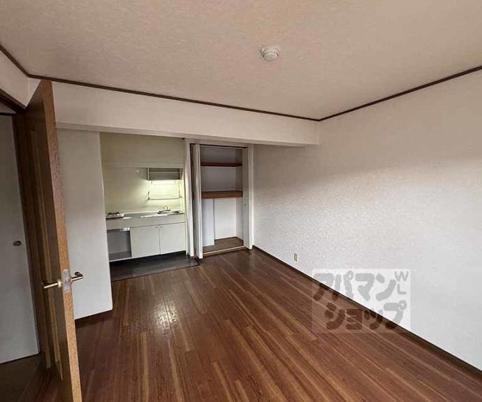 【トラスティ２１】間取