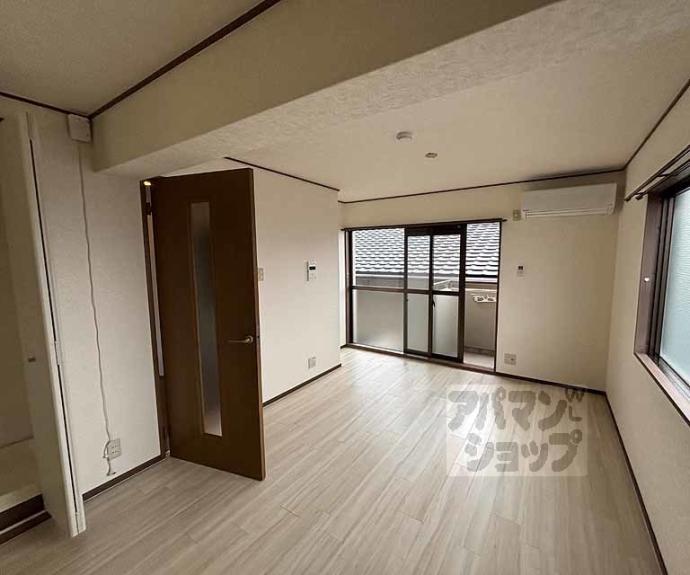 【トラスティ２１】間取