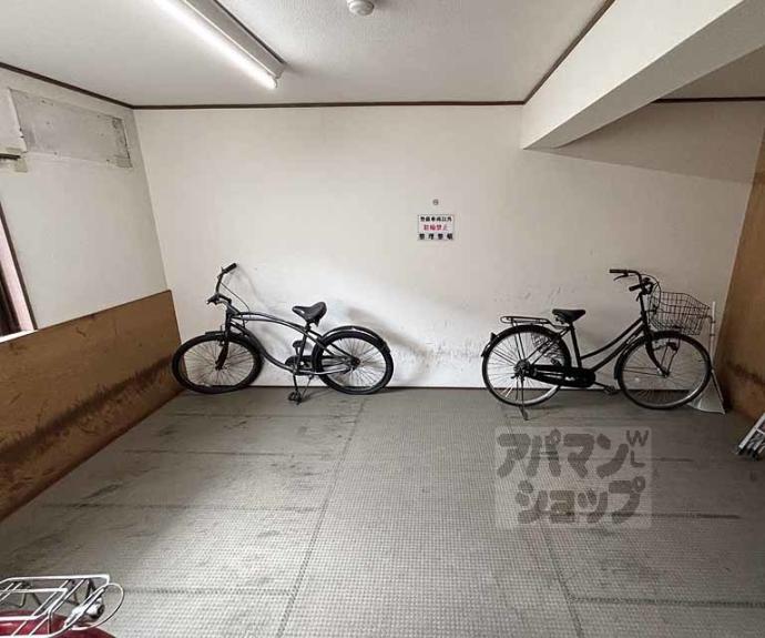 【トラスティ２１】間取