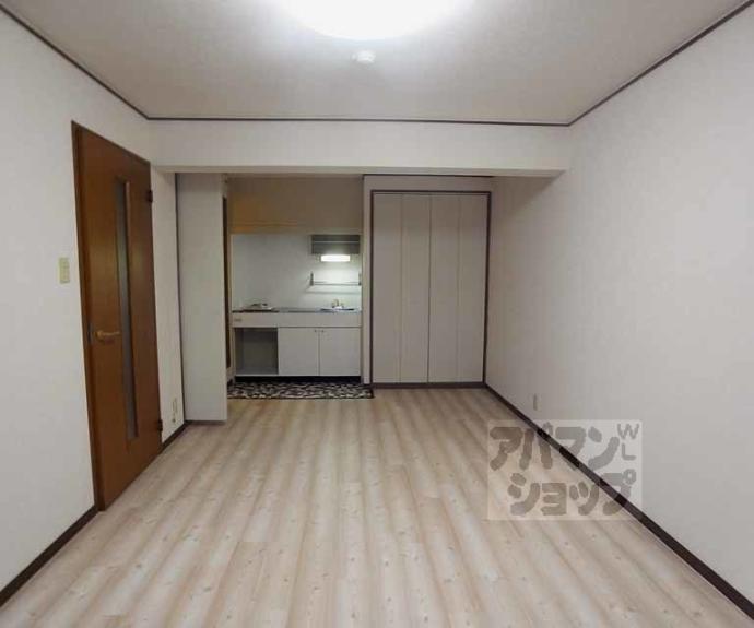 【トラスティ２１】間取