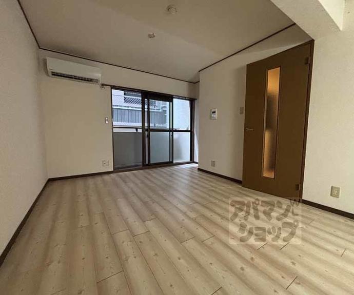 【トラスティ２１】間取