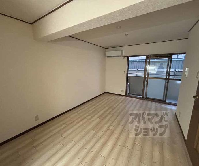 【トラスティ２１】間取