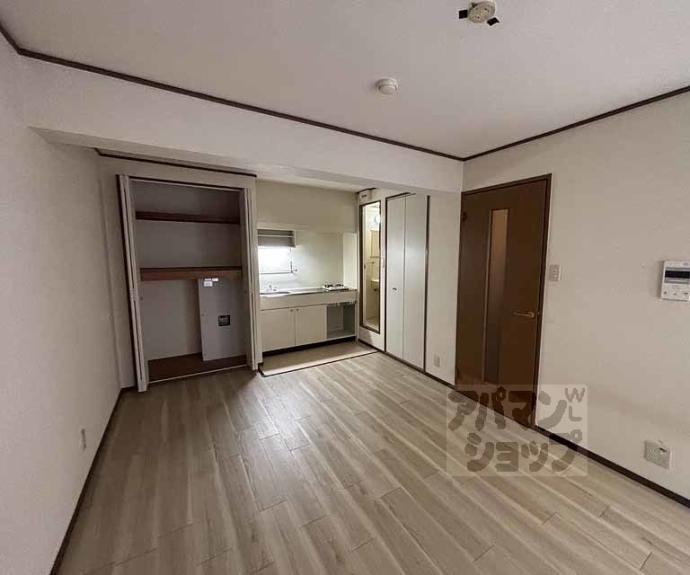 【トラスティ２１】間取